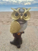 Load image into Gallery viewer, Owl figurine